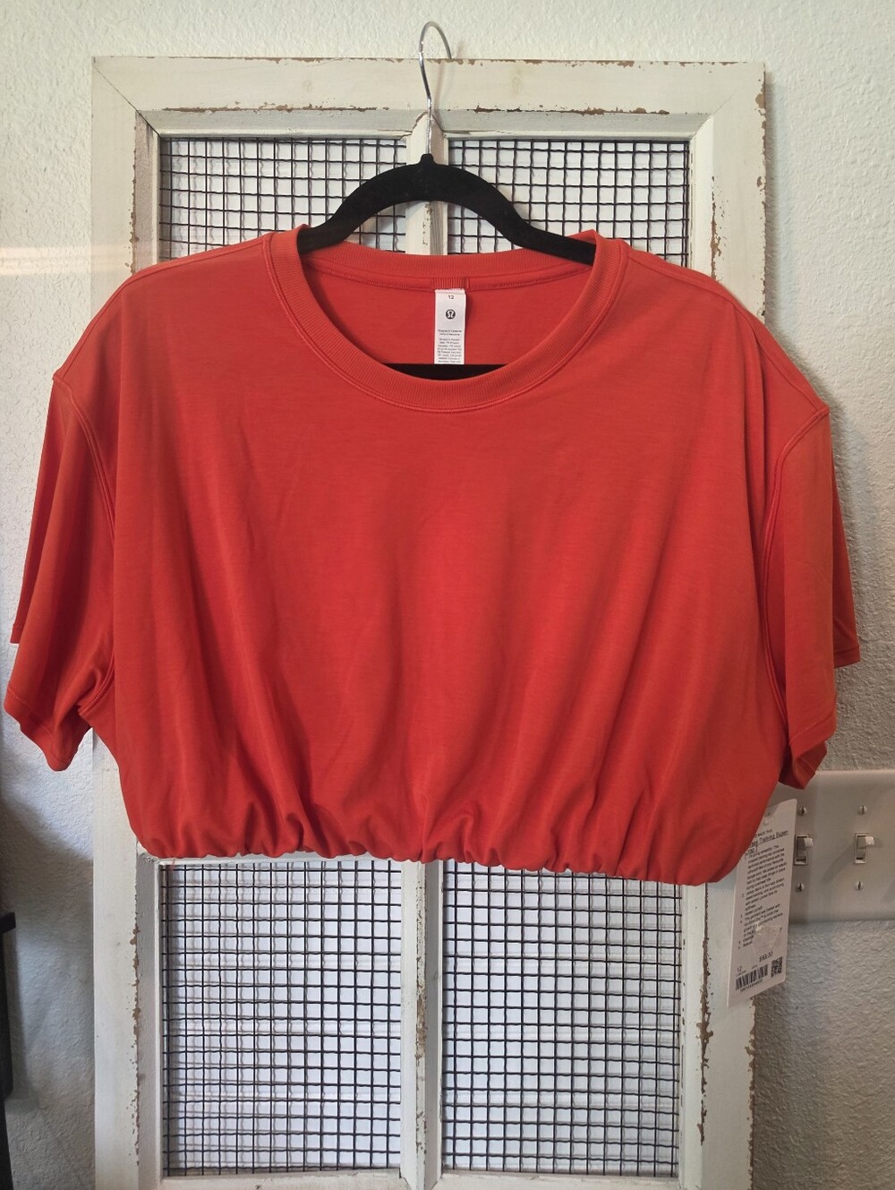 NWT Lululemon Cropped Top